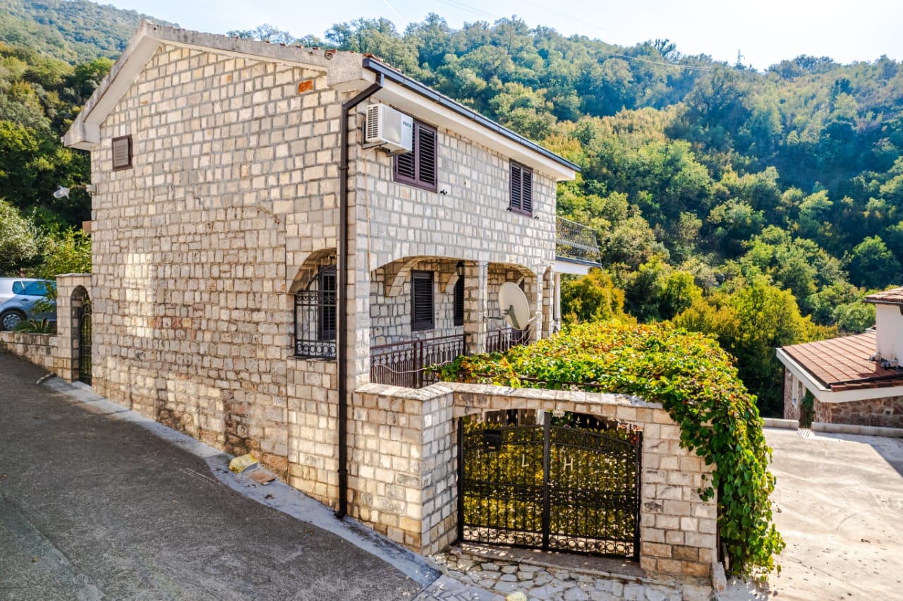 3-Story House for Sale in Čučici – Bečići, Montenegro