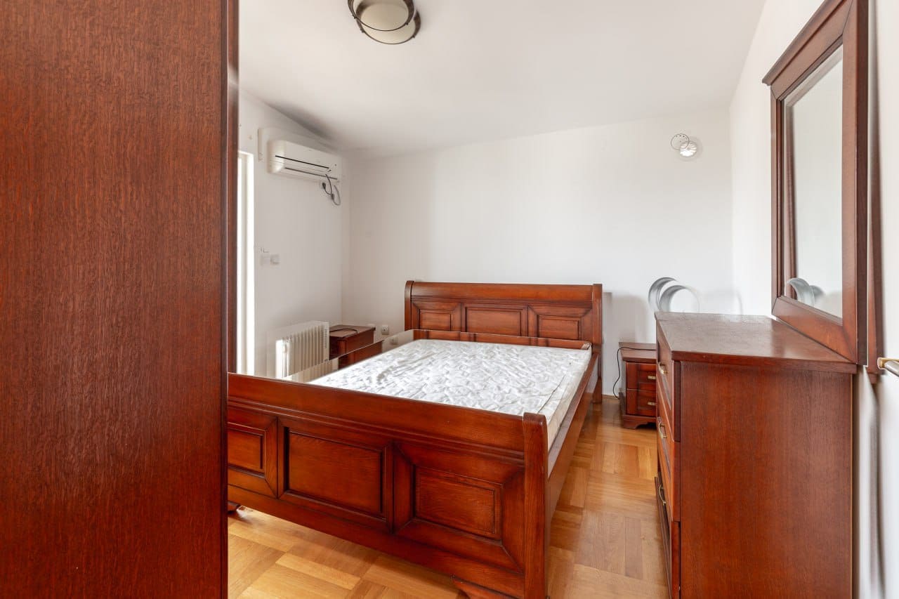 Spacious 2-Bedroom Apartment with Sea View — Montenegro