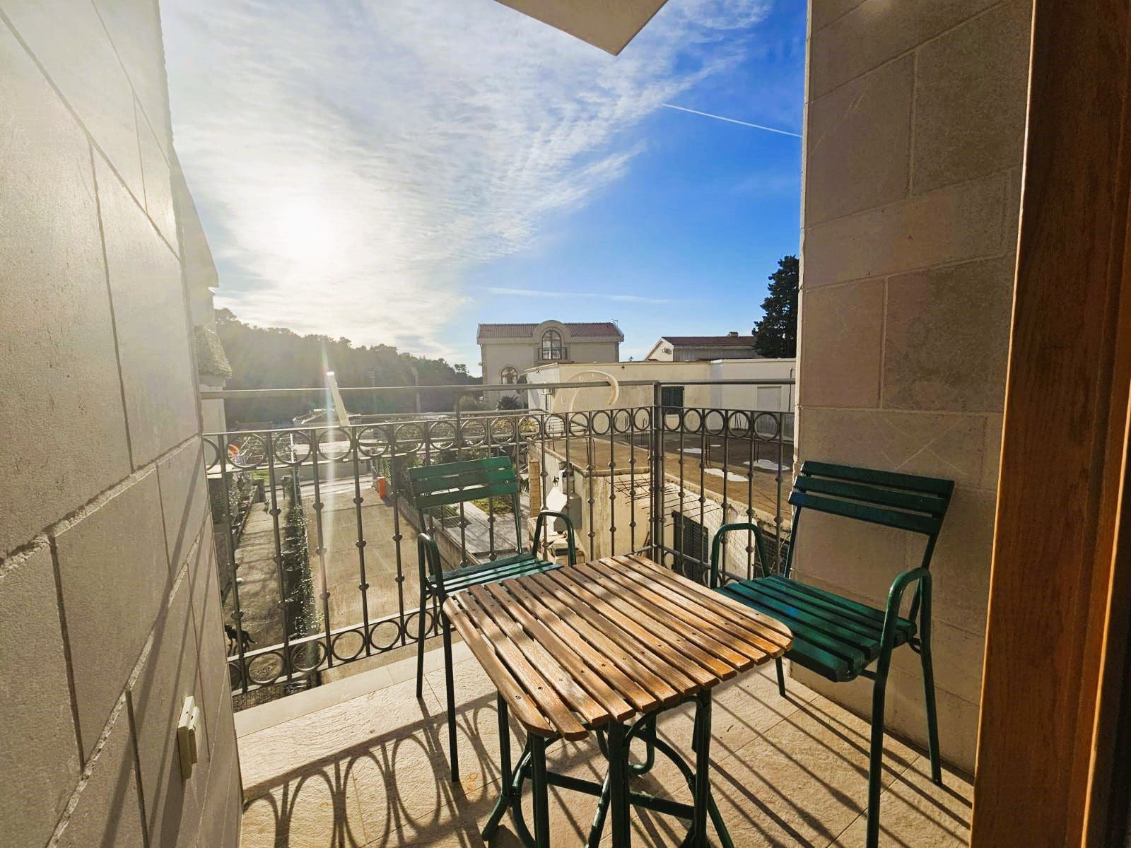 Modern Studio Apartment for Sale in Petrovac