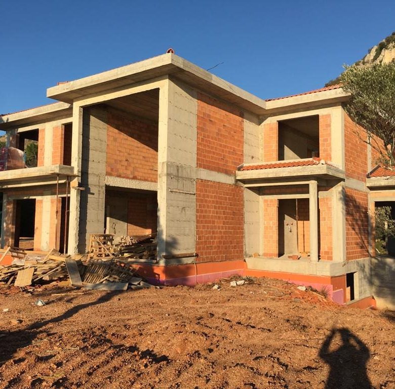Unfinished 720m² Villa for Sale in Crvena Glavica — Montenegro