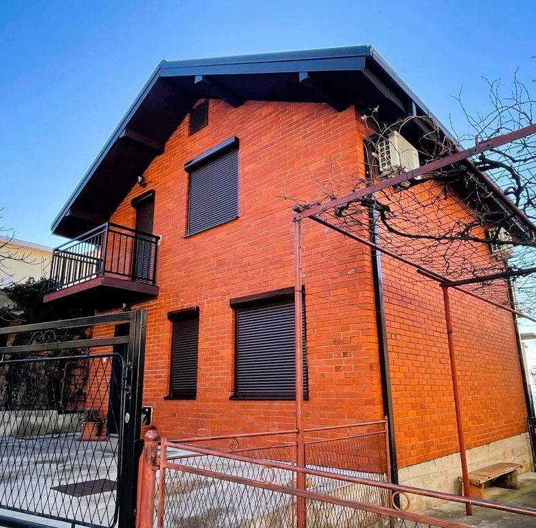House for Sale in Sutomore