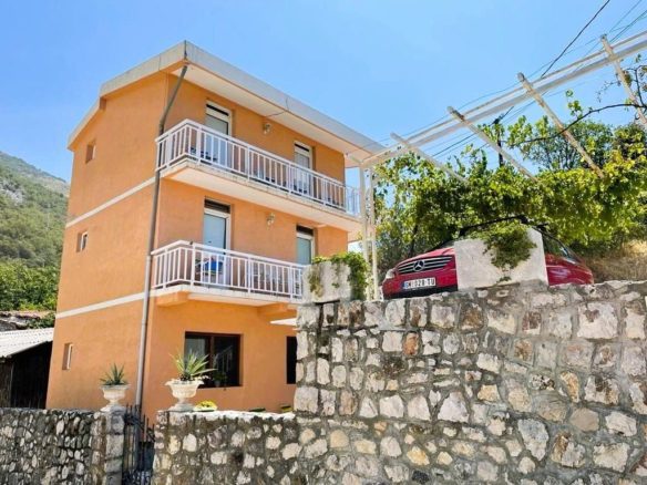 House for sale in Sutomore