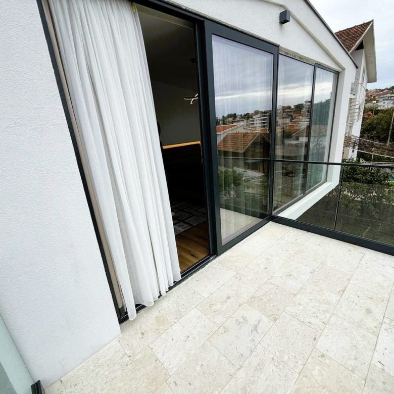New Family House for Sale in Dobra Voda, Bar – Sea Area, 3 Bedrooms, Garden - In Process of Legalization — Montenegro