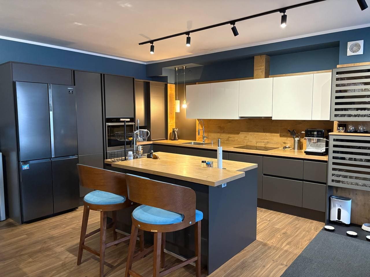 Duplex Apartment for Sale in Budva Lazi – Stunning Sea View and Garage Included — Montenegro