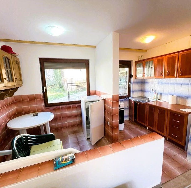 House for Sale in Sutomore — Montenegro