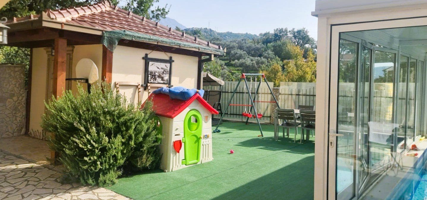 Vila na prodaju u Baru, Crna Gora — Crna Gora