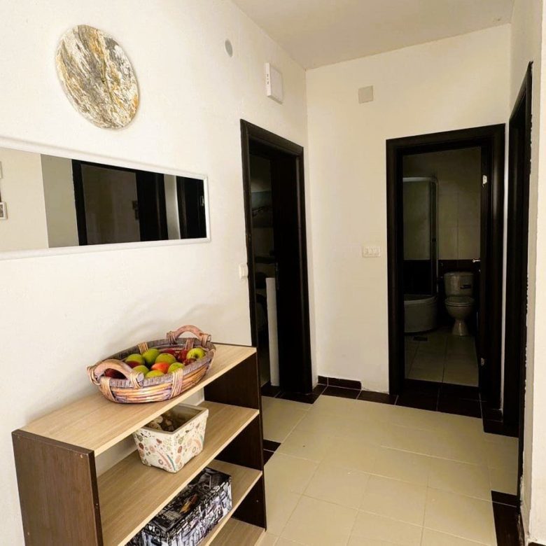 🏡 Karadağ'da Ev Satın Al – Bar'da Satılık Büyüleyici Deniz Manzaralı Ev — Karadağ