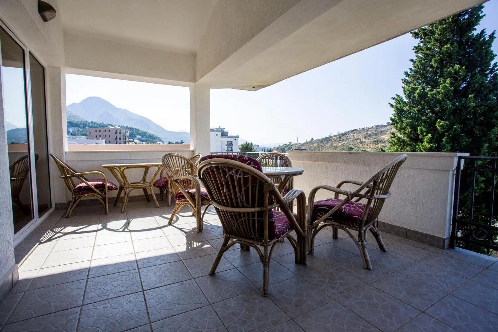 Four-Story Aparthotel for Sale in Sutomore — Montenegro