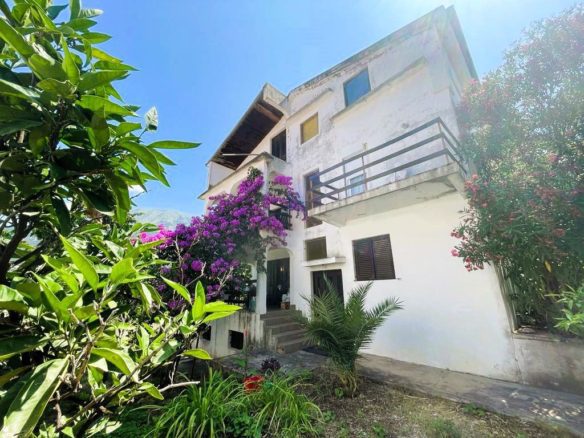 real estate in Dobre Vode