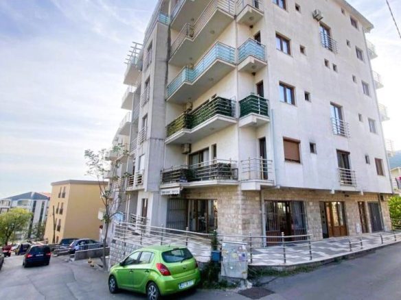 Spacious 124m² Sea View Apartment for Sale in Budva Lazi-In Process of Legalization