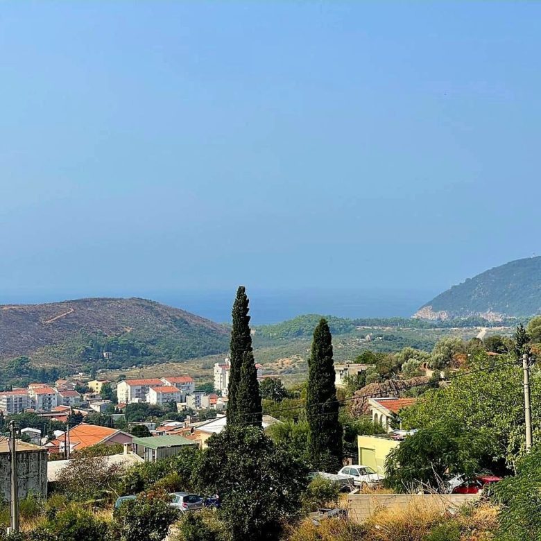 house for sale in Sutomore