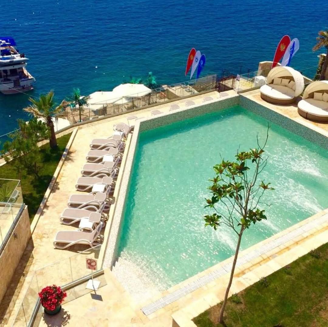 2 Bedroom Apartment Dobra Voda First Line | 110m² Exclusive 🏖️, Montenegro