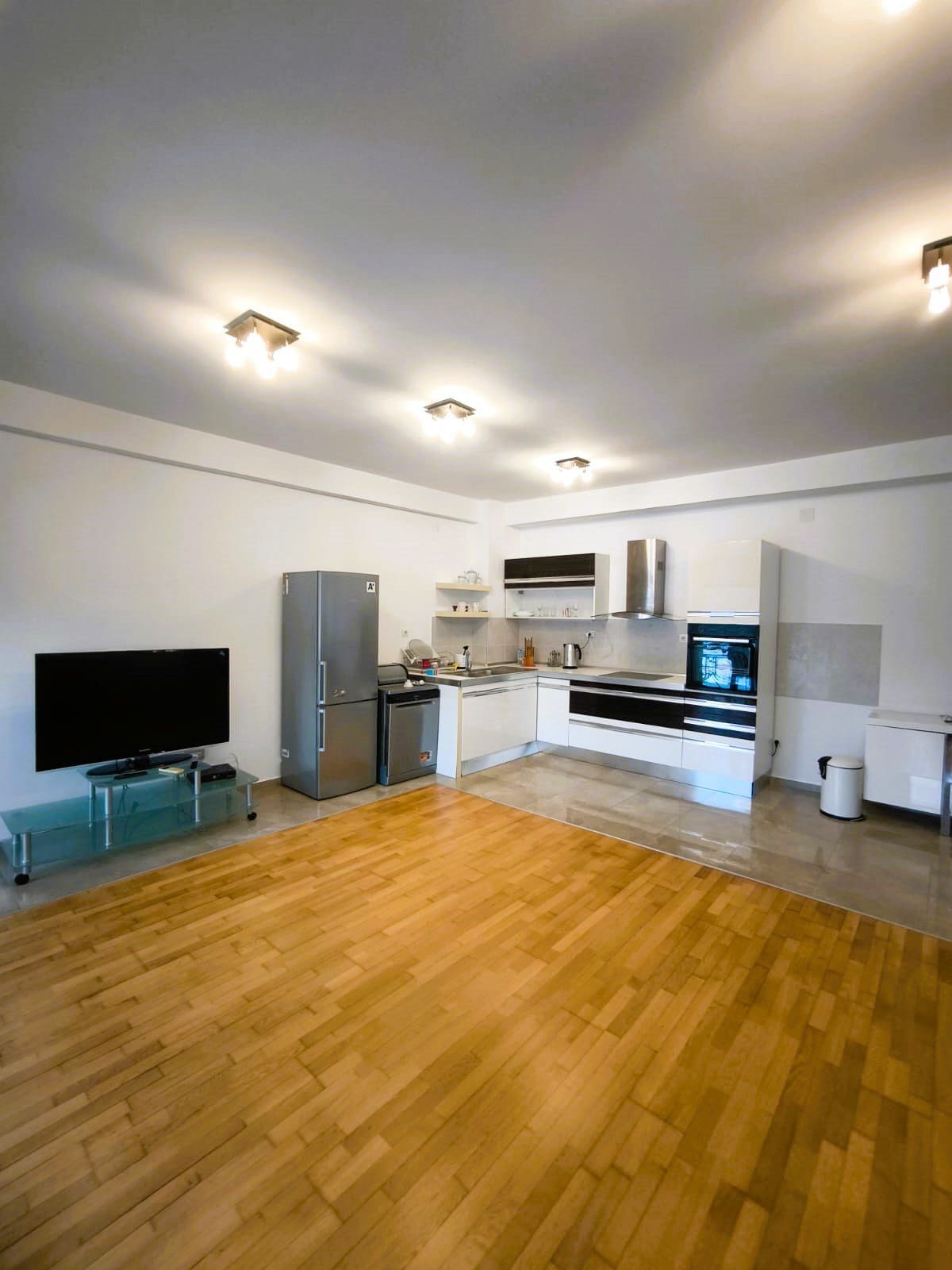 Spacious 2 Bedroom Apartment Budva Sea View | 107m² | Ideal Budva Home — Montenegro