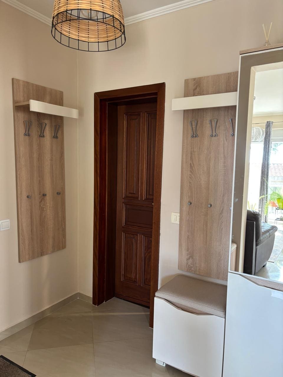 🏡 Затишний будинок на продаж у Зеленому Поясі Бар – Мебльований, 107 м², Чудове Розташування — Чорногорія