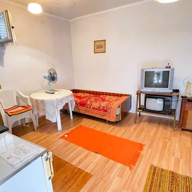 🏠 Affordable Property in Sutomore – €70,000 Opportunity with Sea View - In Process of Legalization — Montenegro