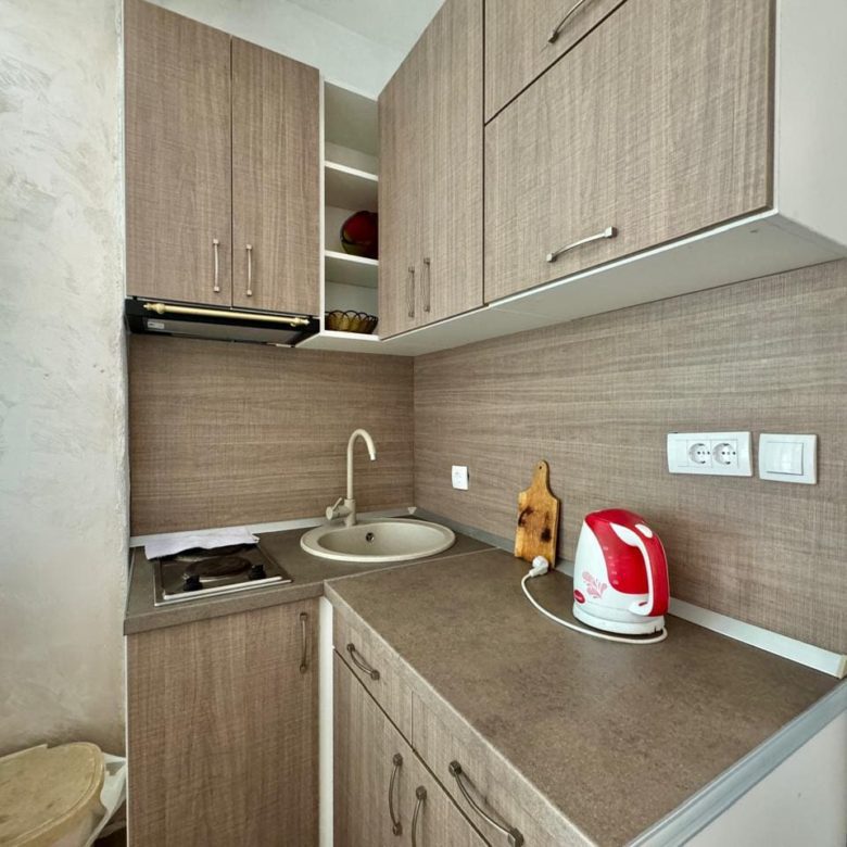 🏠 Dom na sprzedaż w Muo Kotor – Willa z 6 sypialniami z widokiem na morze [382 m²] — Czarnogóra