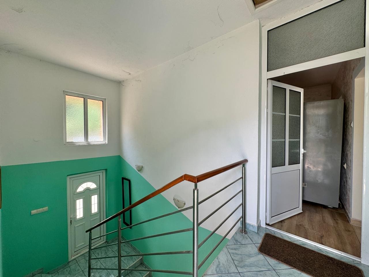 🏠 Dom na sprzedaż w Muo Kotor – Willa z 6 sypialniami z widokiem na morze [382 m²] — Czarnogóra