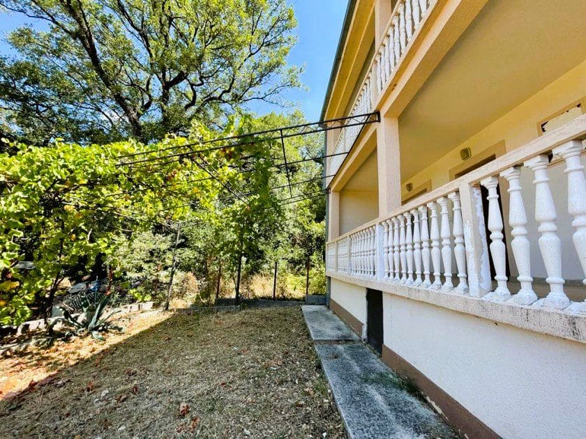 Charming House with Sea View in Sutomore | 146m² Ideal Family Home — Montenegro