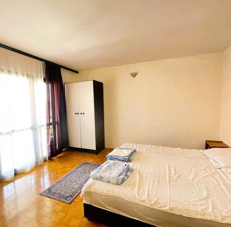 🏡 Real Estate in Dobre Vode – Spacious 7-Bedroom Home with Sea Views [250m²] — Montenegro