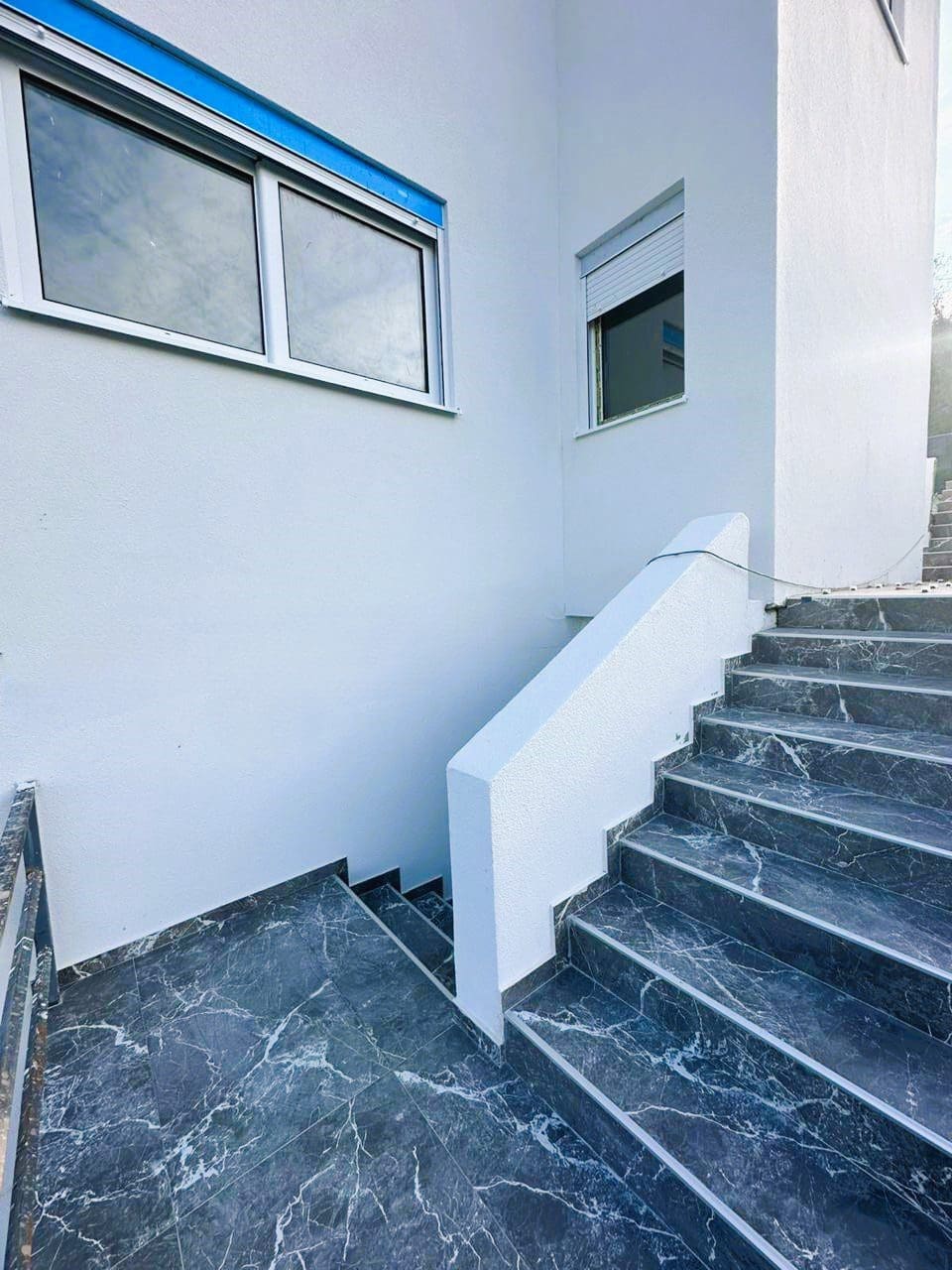 Apartments with Sea View in Utjeha | 3 New Units | Ideal Coastal Living — Montenegro
