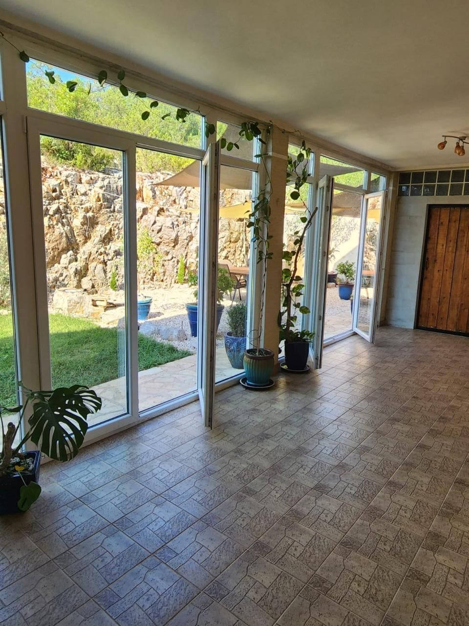 🏡 Häuser zum Verkauf in Tivat – Premium-Villa mit 3 Schlafzimmern in Radovići — Montenegro