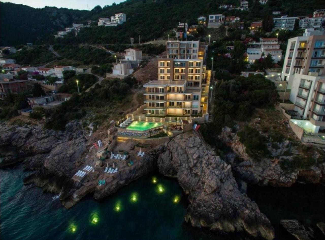 Dobra Voda Top Floor 2 Bed Sea View Apt | 87m² 🌊 — Montenegro