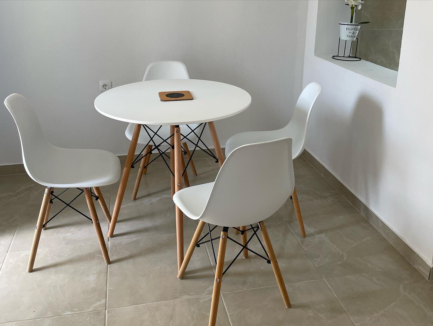 Stunning New House for Sale in Utjeha Montenegro – 3 Apartments, Sea Views & Investment Potential — Montenegro