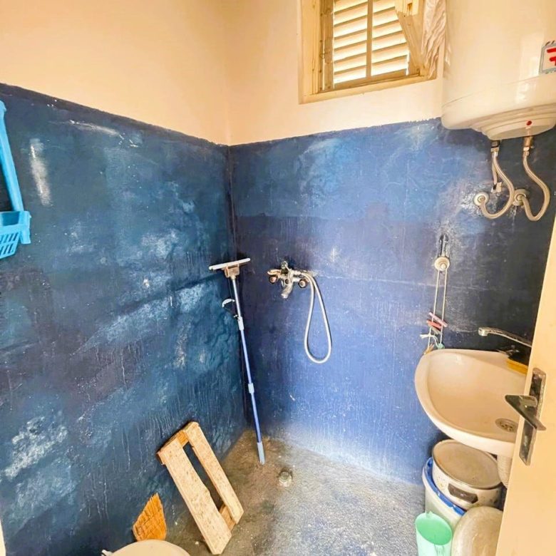 🏠 Affordable Property in Sutomore – €70,000 Opportunity with Sea View - In Process of Legalization — Montenegro