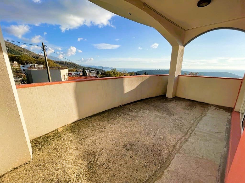 🏡 Sea View Property in Sutomore –For Sale  210m² Home with Rooftop Terrace — Montenegro