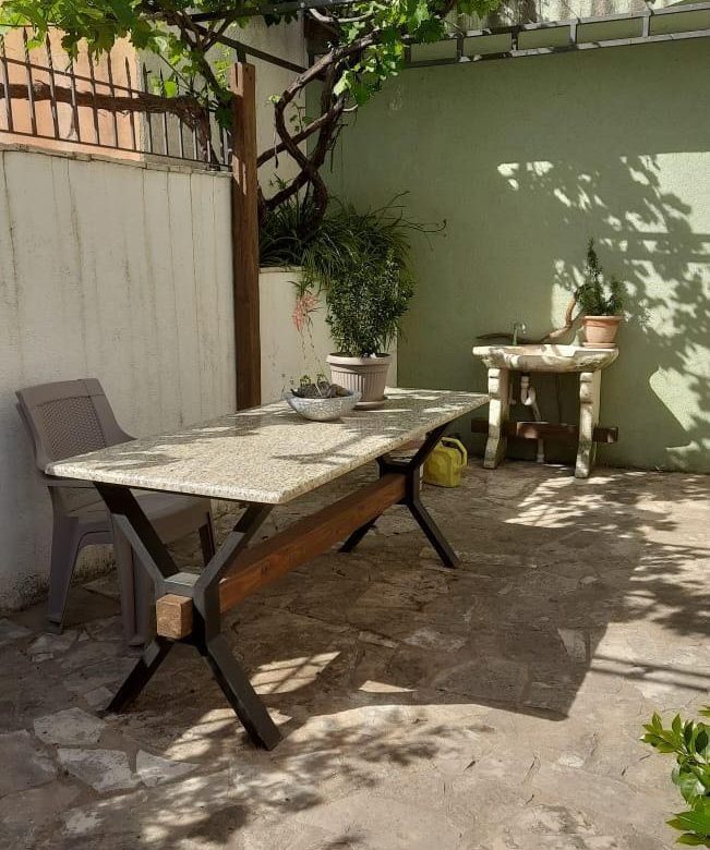 🏡 Затишний будинок на продаж у Зеленому Поясі Бар – Мебльований, 107 м², Чудове Розташування — Чорногорія