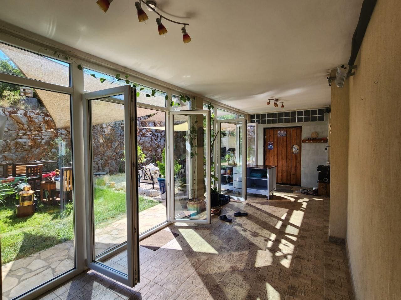 🏡 Häuser zum Verkauf in Tivat – Premium-Villa mit 3 Schlafzimmern in Radovići — Montenegro