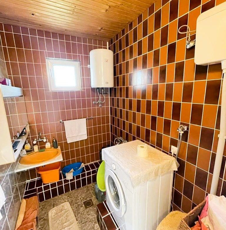 🏡 Будинок з видом на море у Барі, Чорногорія – 5 спалень, 194 м² — Чорногорія
