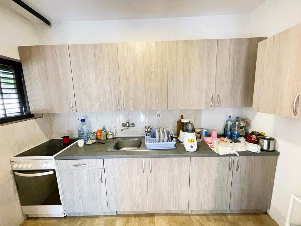 🏡 Real Estate in Dobre Vode – Spacious 7-Bedroom Home with Sea Views [250m²] — Montenegro