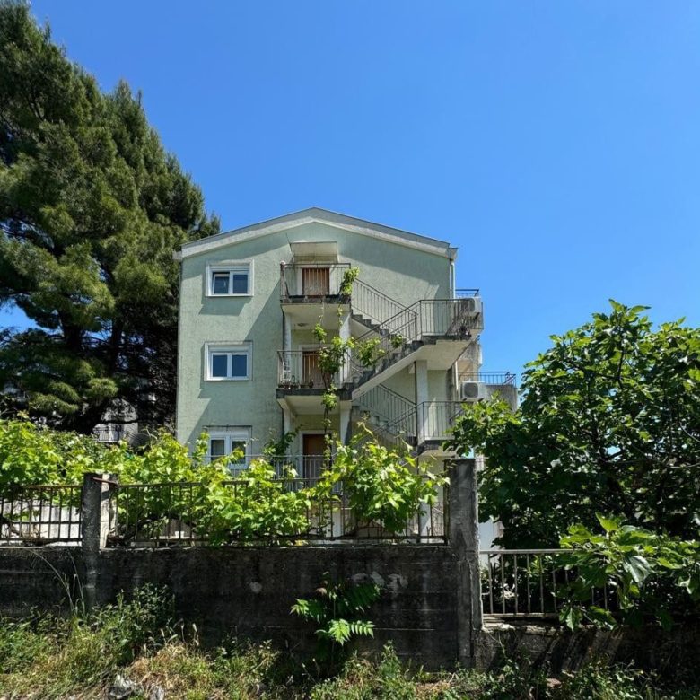 Sea View House for Sale in Budva – Lazi District Investment Property