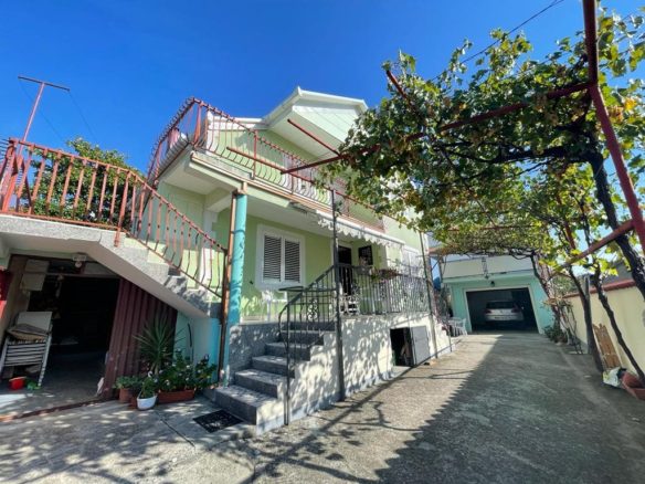 Comfortable 4-Bedroom House for Sale in Bjeliši Bar