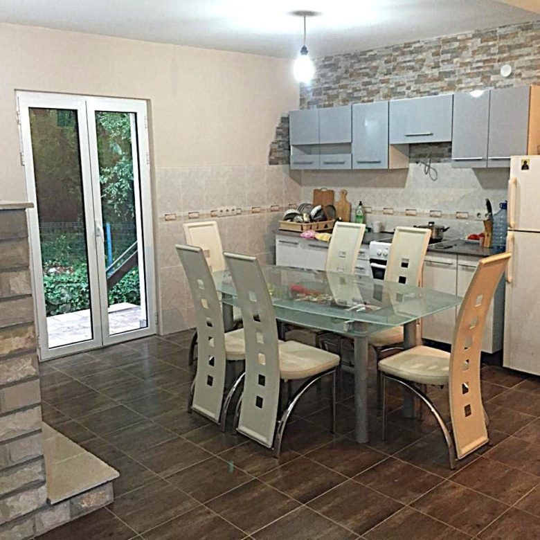 House for Sale in Budva – 7 Bedrooms, Sea View, Peaceful Location — Montenegro