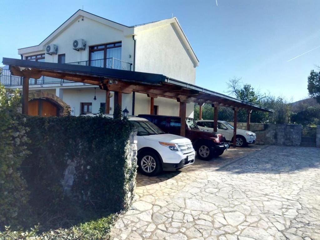 Townhouse with Sea View in Vranovici – 140m², Pool, Sauna — Montenegro