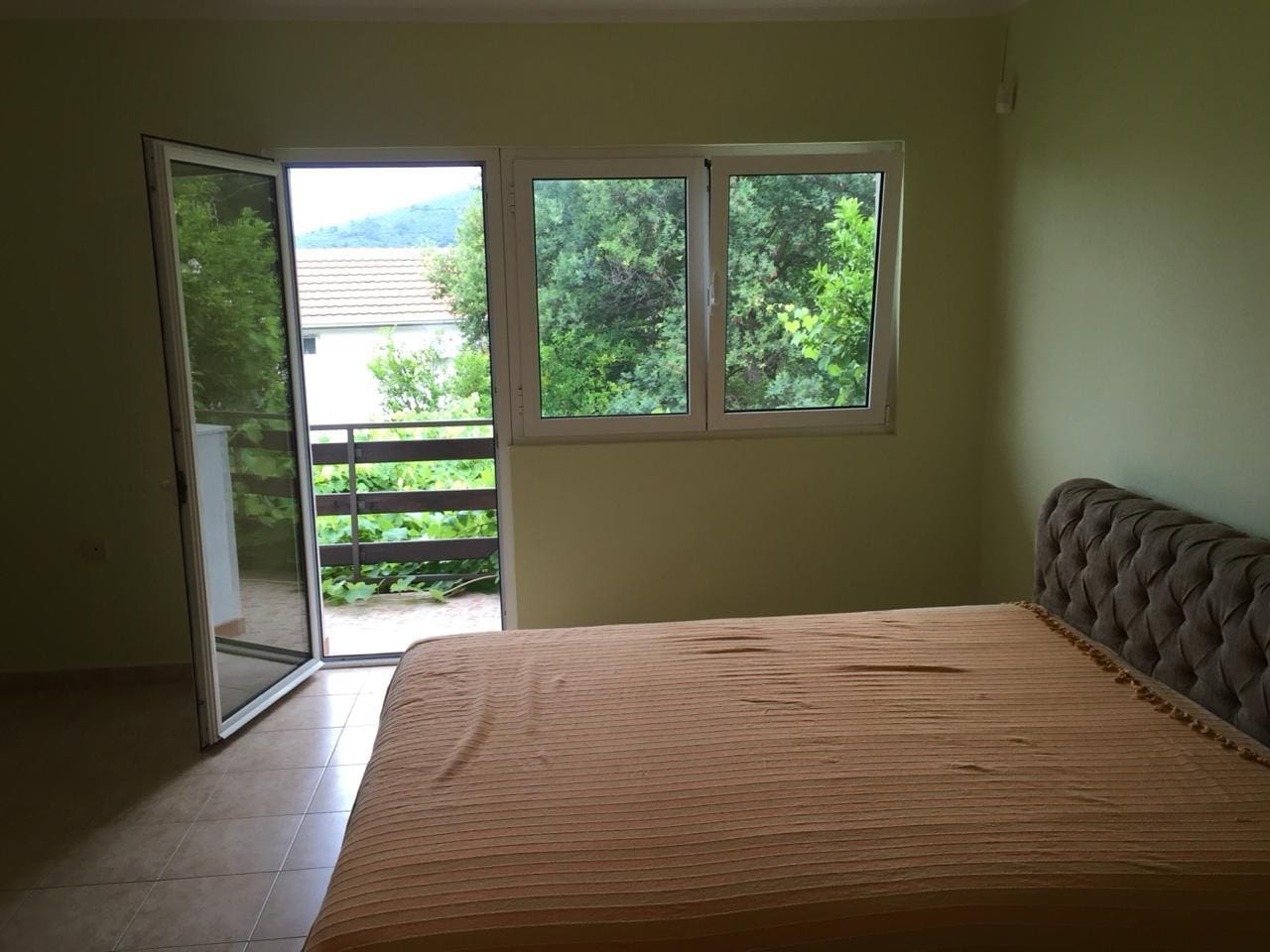 House for Sale in Budva – 7 Bedrooms, Sea View, Peaceful Location — Montenegro
