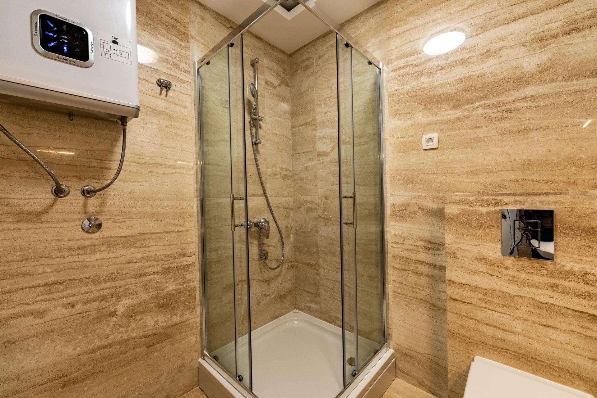 Luksuzni trosoban penthouse u Pržnu, Budva, sa panoramskim pogledom na more — Crna Gora