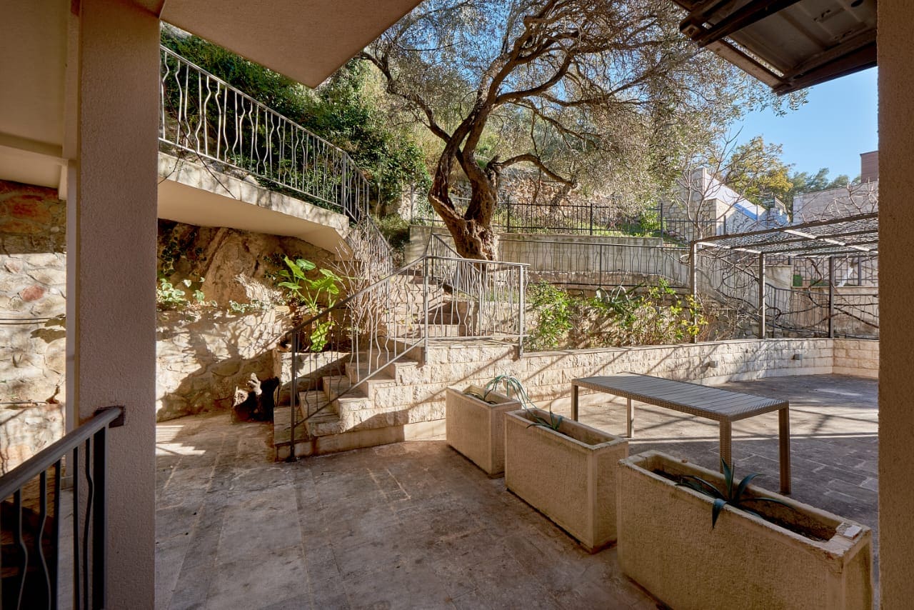 🏡 Luxury Apartment for Sale in Sveti Stefan – Montenegro’s Coastal Paradise — Montenegro