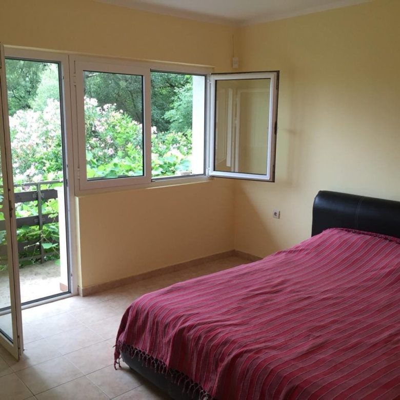 House for Sale in Budva – 7 Bedrooms, Sea View, Peaceful Location — Montenegro