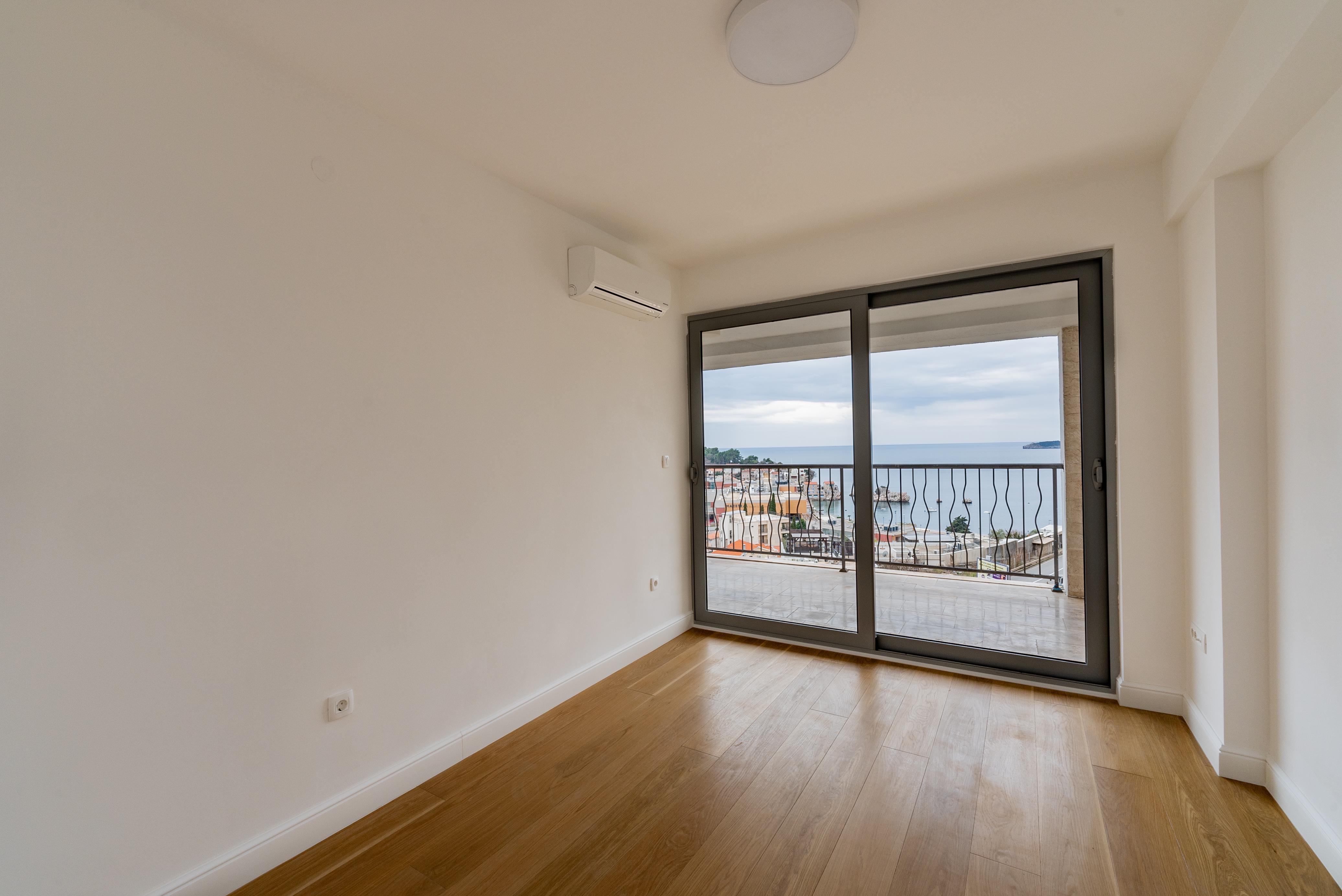Luksuzni trosoban penthouse u Pržnu, Budva, sa panoramskim pogledom na more — Crna Gora