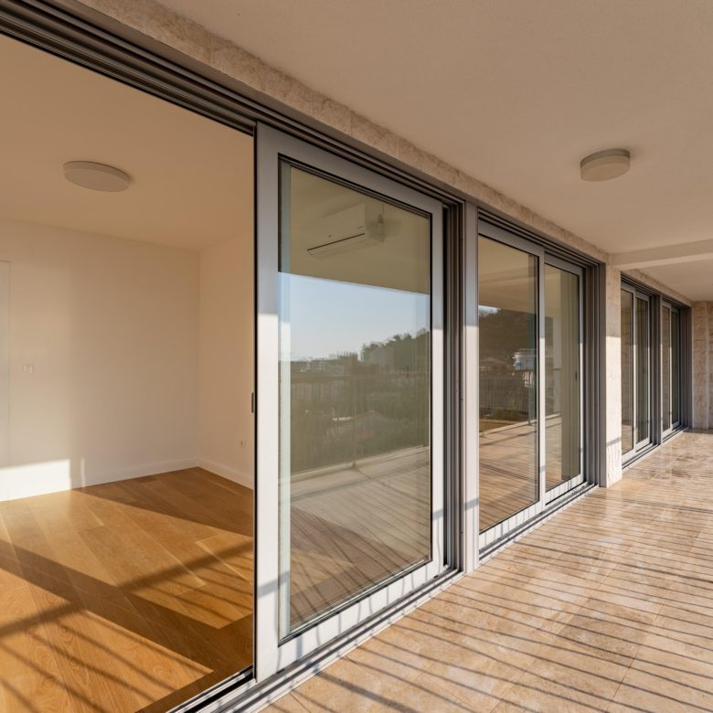 Luksuzni trosoban penthouse u Pržnu, Budva, sa panoramskim pogledom na more — Crna Gora