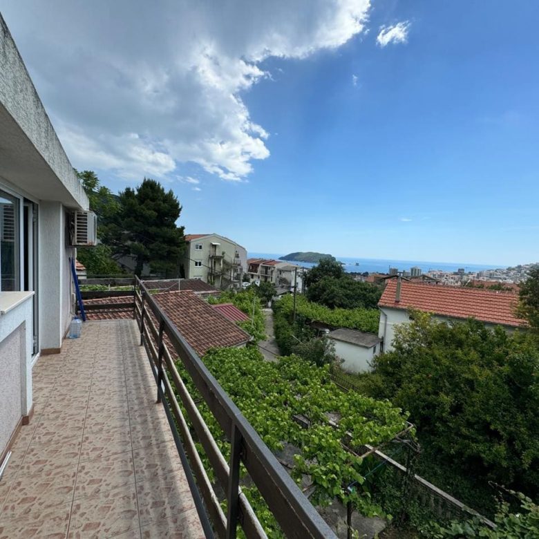 House for Sale in Budva – 7 Bedrooms, Sea View, Peaceful Location — Montenegro