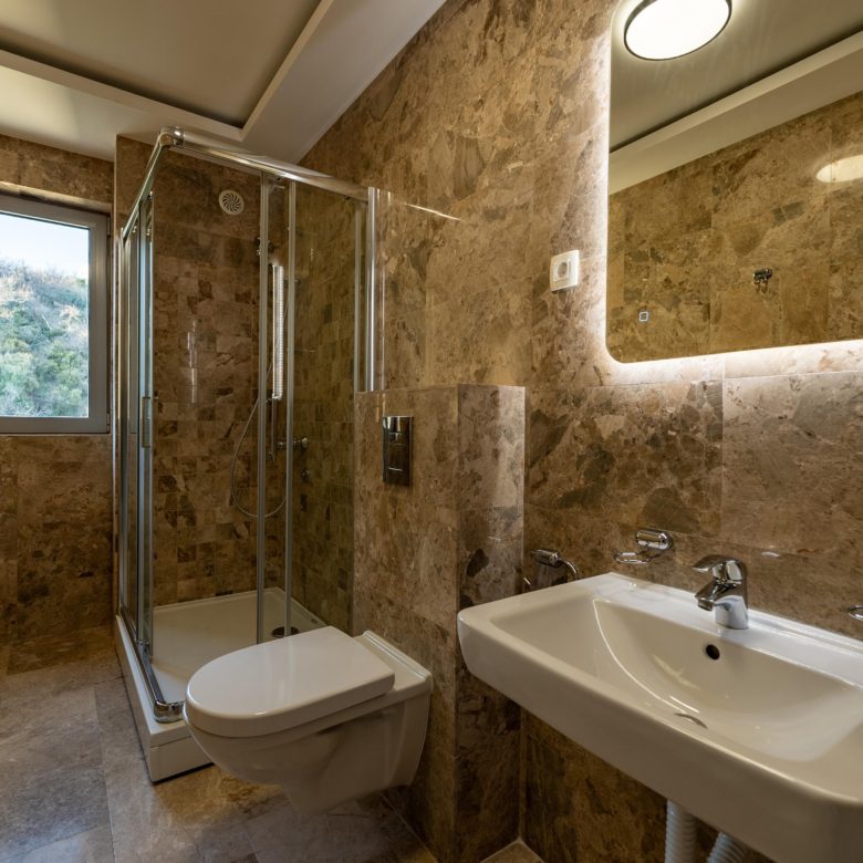 Luksuzni trosoban penthouse u Pržnu, Budva, sa panoramskim pogledom na more — Crna Gora