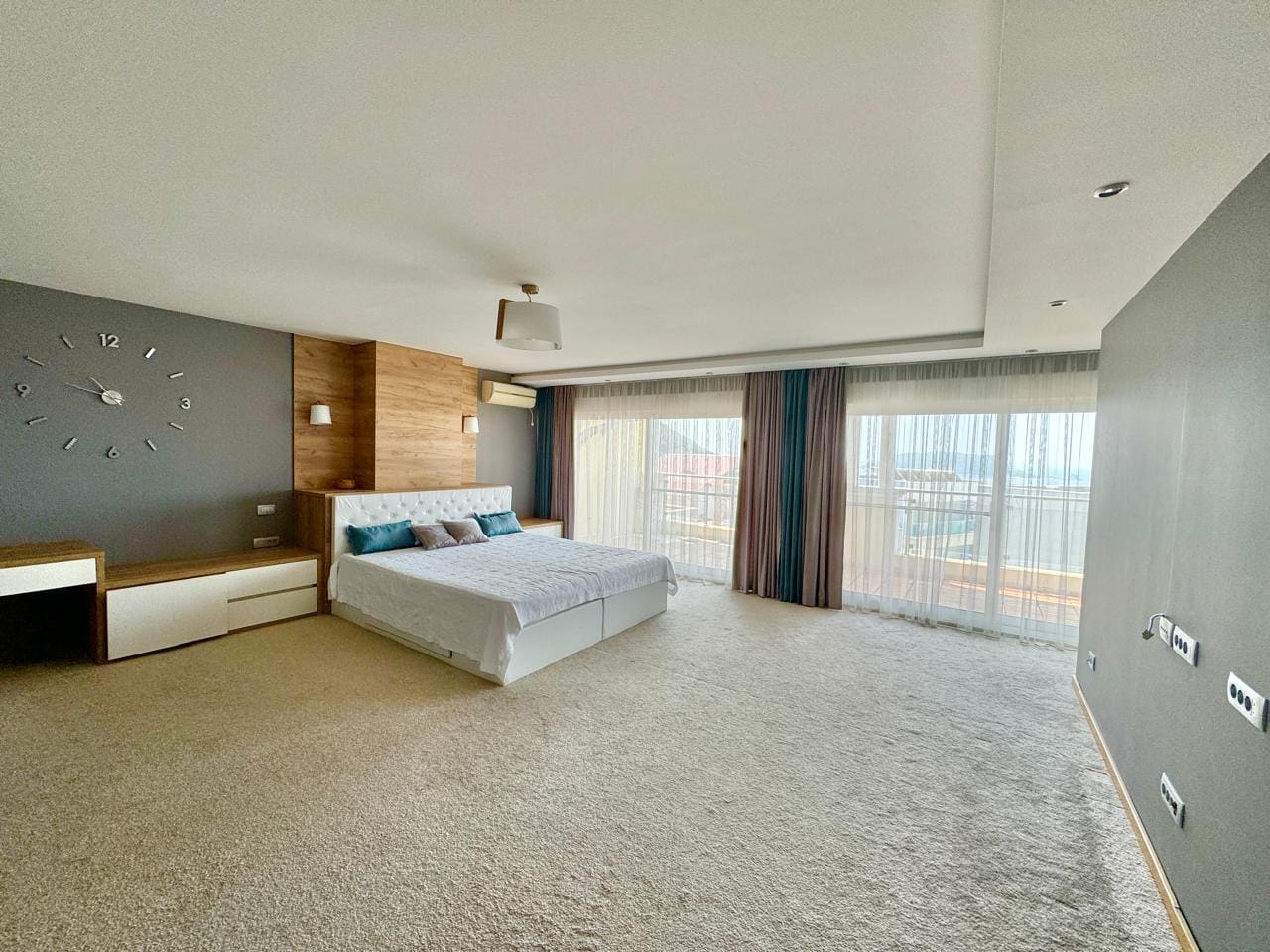 Luxury Duplex Apartment Budva Lazi: 240m² Dream Sea View Home — Montenegro