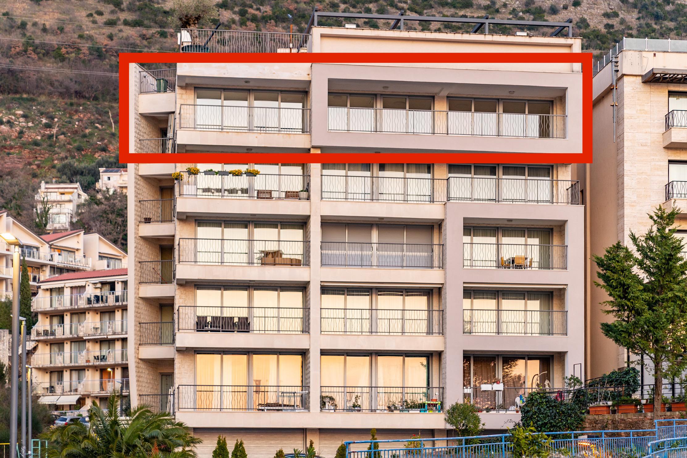 Luksuzni trosoban penthouse u Pržnu, Budva, sa panoramskim pogledom na more — Crna Gora