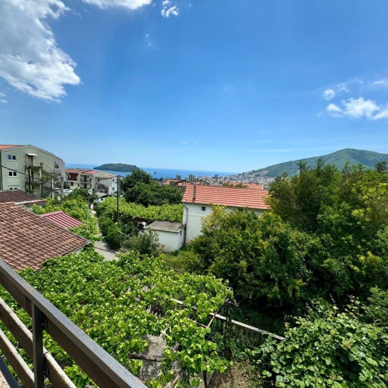 House for Sale in Budva – 7 Bedrooms, Sea View, Peaceful Location — Montenegro