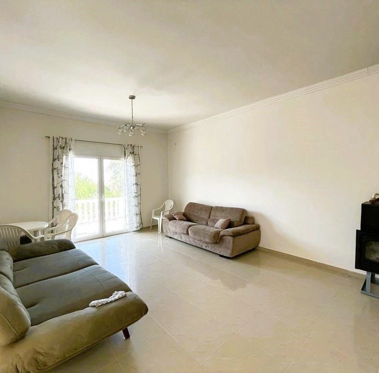 Real Estate Bar: 4-Bedroom Sea View House for Sale – €285K Deal — Montenegro