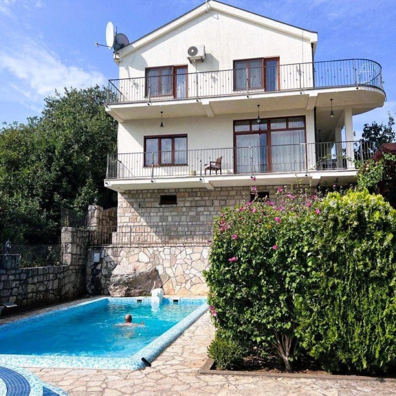 Townhouse with Sea View in Vranovici – 140m², Pool, Sauna — Montenegro